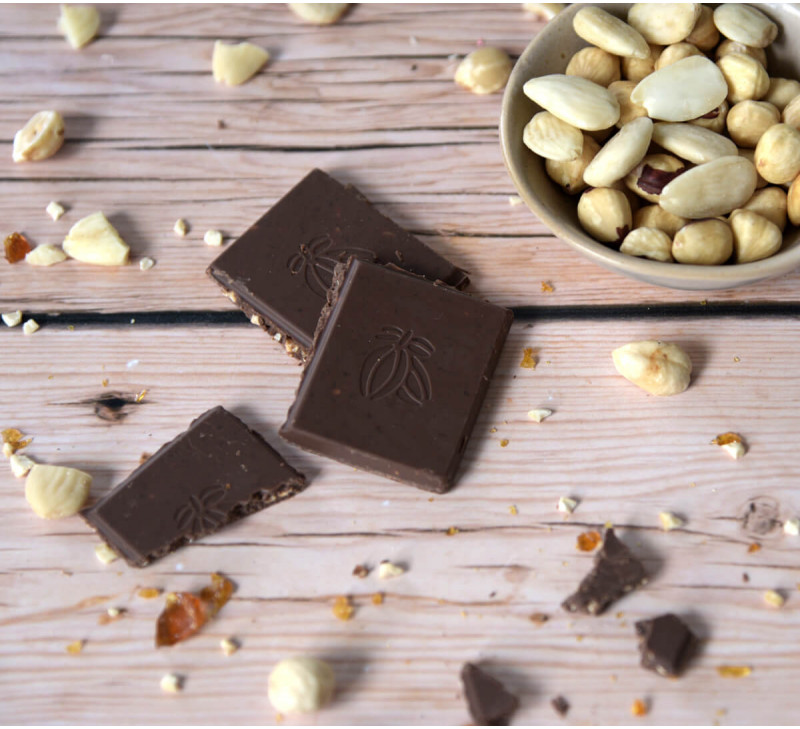carré-ethiquable-chocolat-noir-gianduja-amande-caramel-equitable-bio