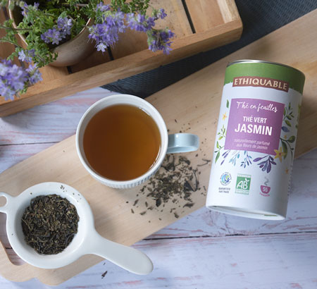thé vrac en feuille vert jasmin tasse ethquable équitable bio