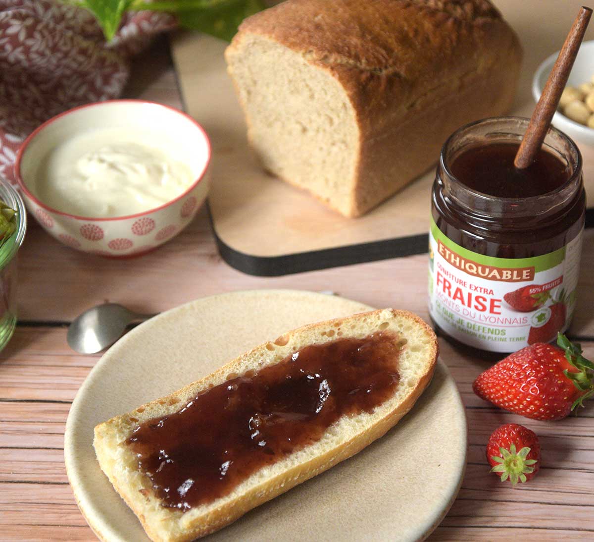 confiture fraise equitable bio france monts lyonnais Ethiquable