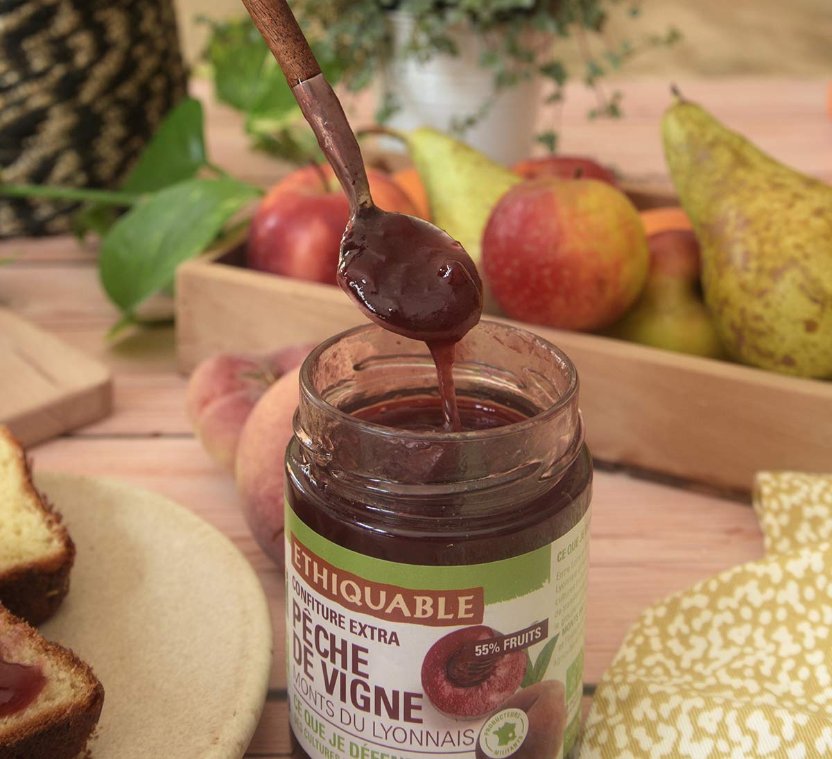 cuillière confiture pèche de vigne ethiquable bio equitable france monts du lyonnaisre